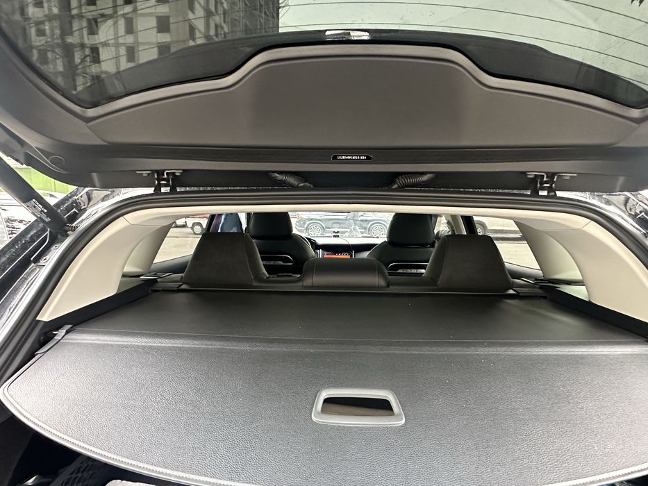 Электрокар MG Marvel Rising