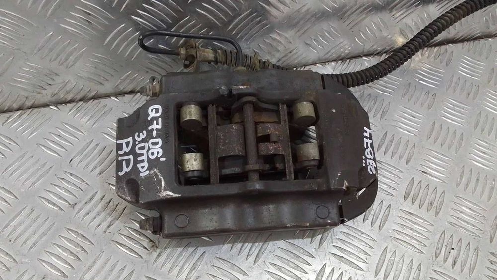 Задни спирачни апарати Audi Q7 3.0TDI 2006г.