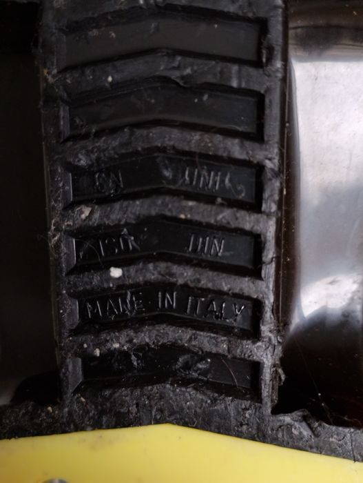 Ски обувки -детски-италия