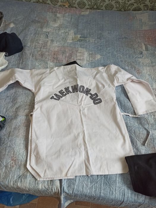 Продам кимоно Тэйквондо