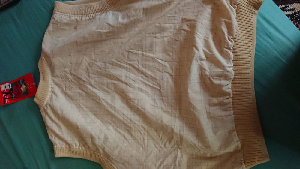 Блуза без ръкав