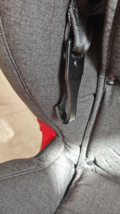 Столче за кола KINDERKRAFT Oneto3 (9-36 кг) сиво-черно ISOFIX