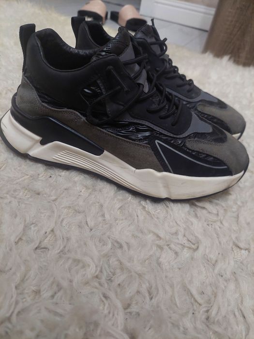 Кроссовки 39 размер