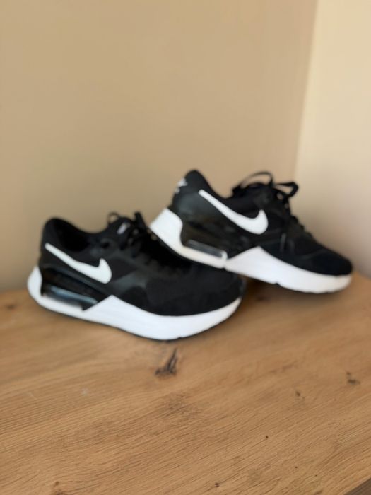 Nike air max sistm