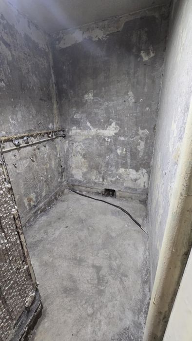 Предлагаме къртене,почистване и извозване на строителни материали.