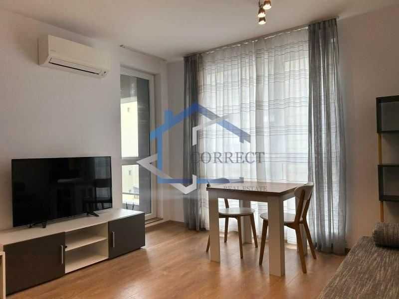 Дава се под наем Двустаен апартамент в Варна, Победа - 60 кв.м за 510 € - Снимка #2