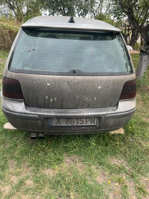 VW Golf 4 на части
