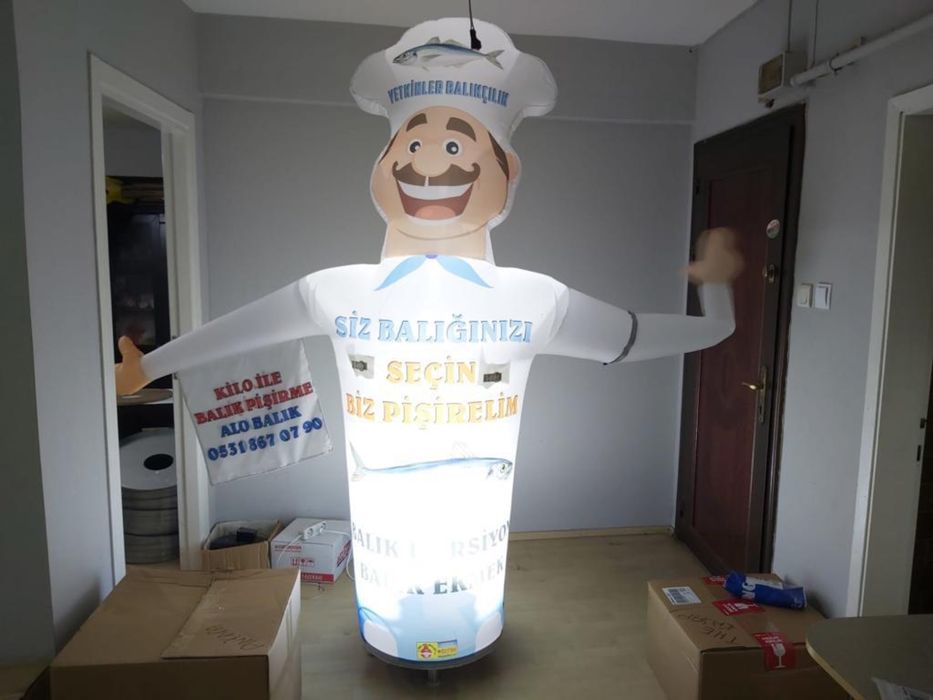 Reclame gonflabile personalizate