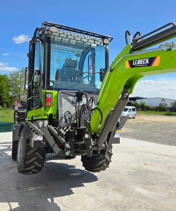 Buldoexcavator marca Lubeck model ALV 3.0 -Leasing/Plata in Rate-Garantie 2 ani NOU