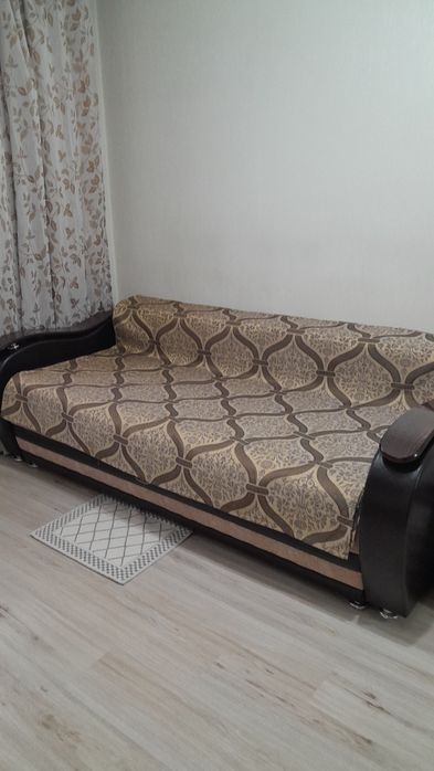 Продам диван в хорошем состоянии