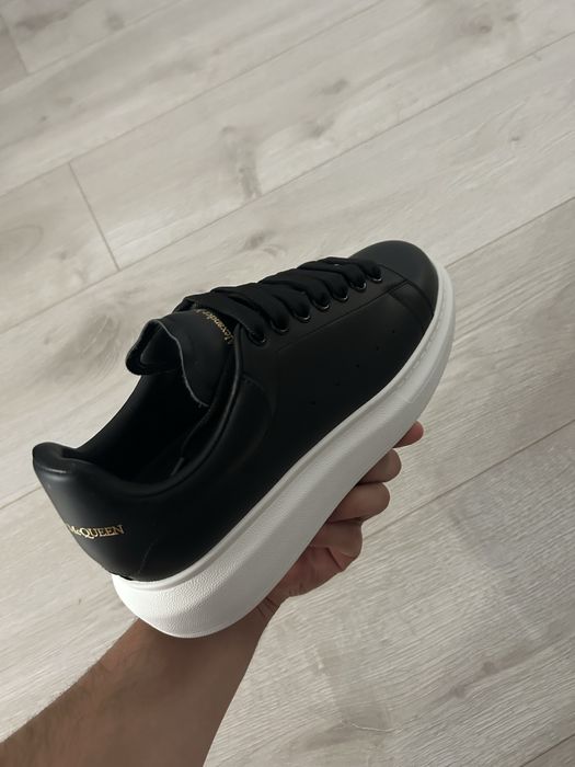 Alexander McQueen nr 40