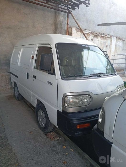 2 та DAMAS VAN  сотилади.