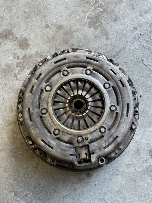 Kit ambreiaj masa dubla VALEO Peugeot/Citroen cutie viteze robotizata