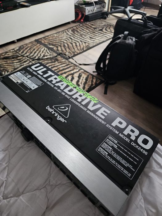 Behringer ultradrive pro dcx 2496