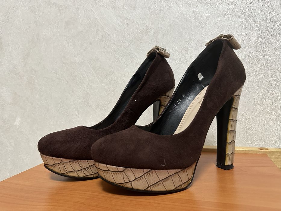 Туфли из натуральной замши