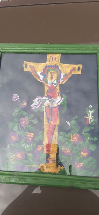 Tablouri cusute manual,50 ani vechime