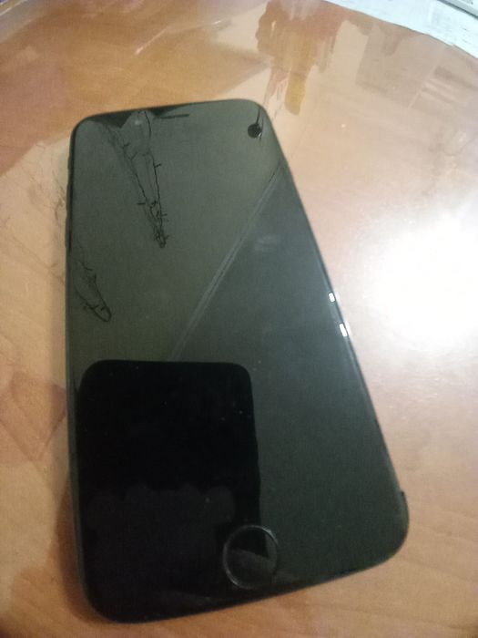 Продам/обмен Iphone 7