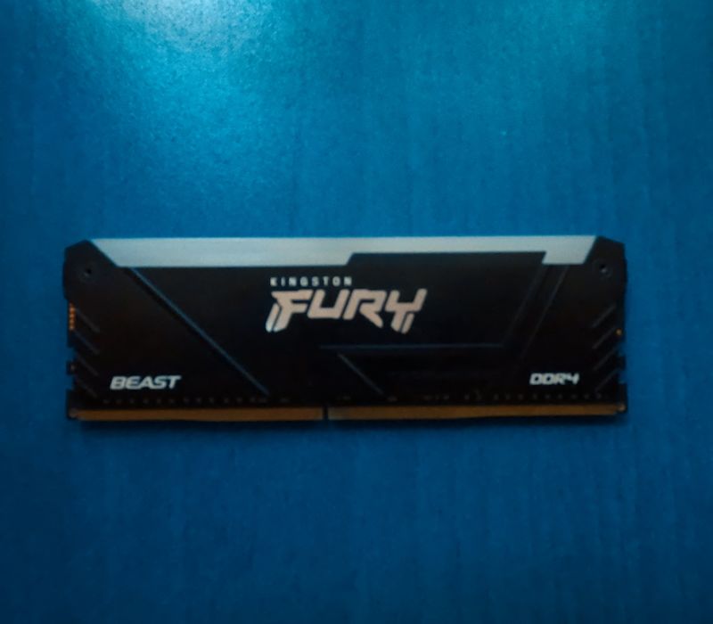 Memorie 16 GB RAM RGB DDR4 3200M - GARANȚIE 7 ANI