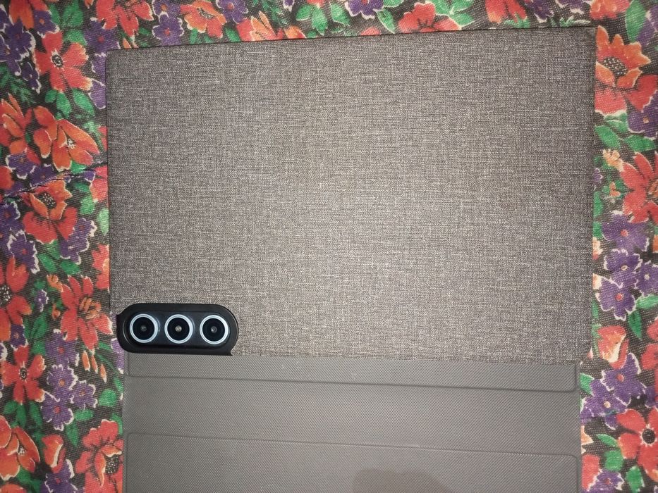 Planshet sotiladi holati edeal