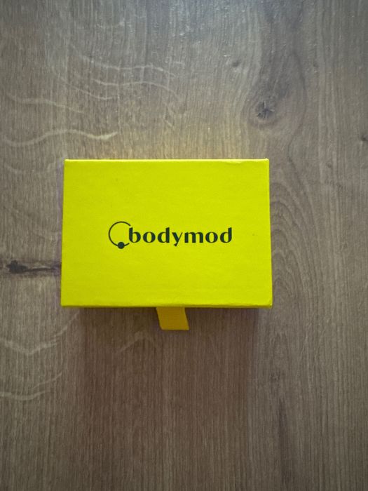 Cercei bodymod Labret cu piatră în vârf