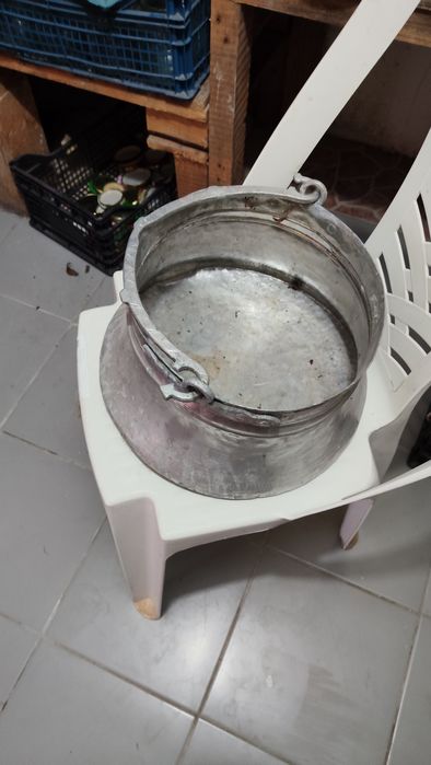 ПРОДАВАМ: Медни Менци и Медни Тави