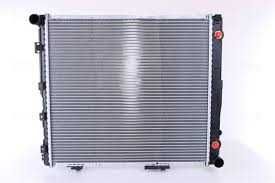 62551  РАДИАТОР MERCEDES   W201/W124   1,8/2,0/2,2/2,3   1982 / 1993