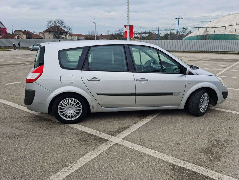 Vand Renault Scenic 2 din 2005