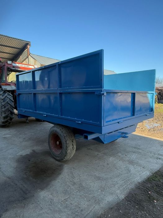 Vând remorca basculabila