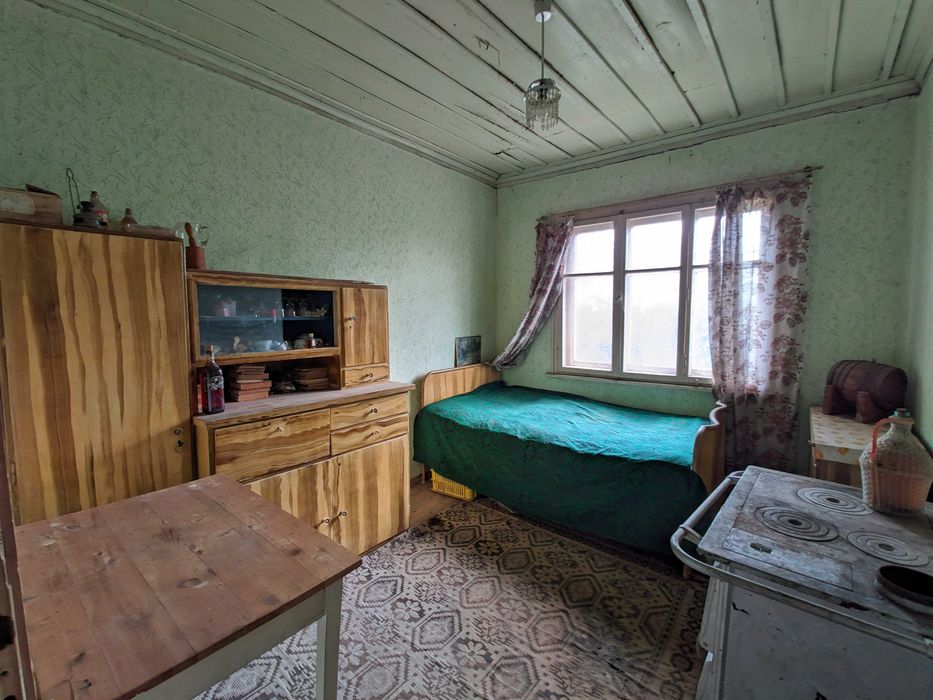 Продава се Къща в Съединение - 1250 кв.м за 46 €/кв.м - Снимка #4