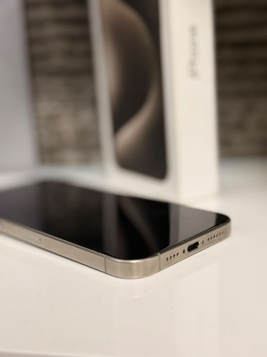 Iphone 15 promax  Tiitan 512gb