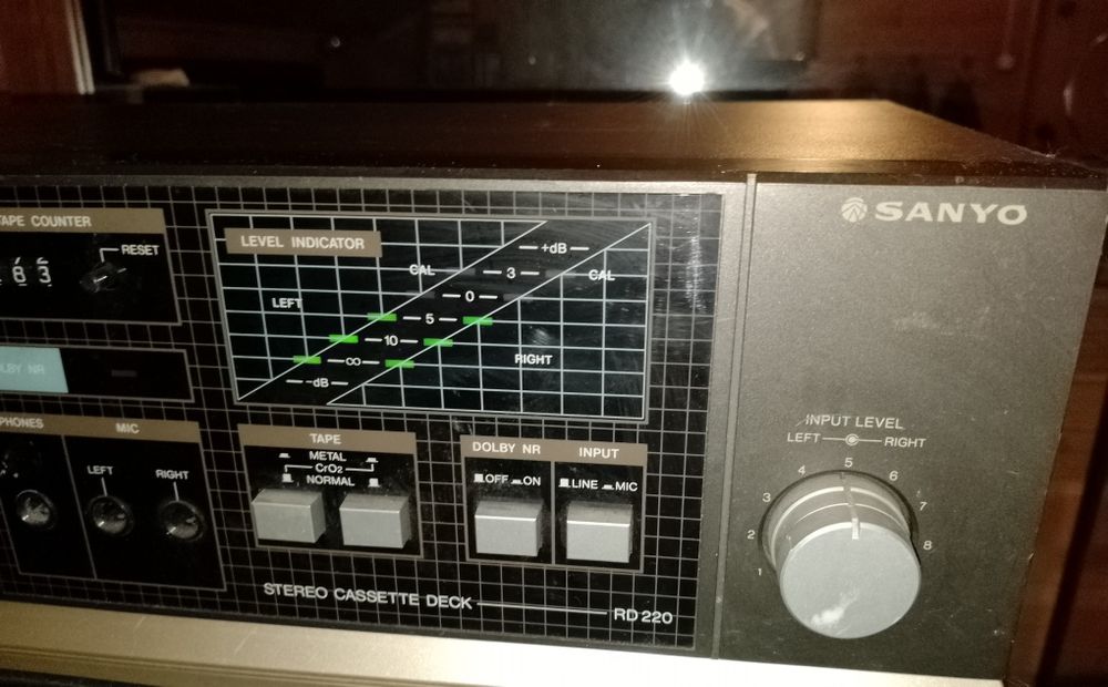 Sanyo RD 220 Stereo Tape Deck