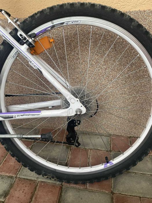 Vand bicicleta fete Julia in stare perfecta 26 marime M