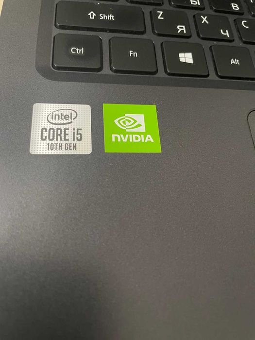 Продам современный шустрый ноутбук Acer i5