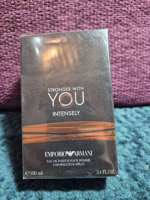 Parfum Armani Stronger with You Intensely