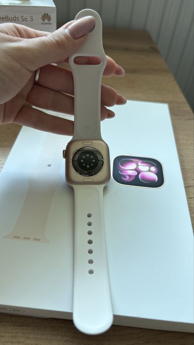 Apple Watch Series 11 GPS, 42mm, rose gold