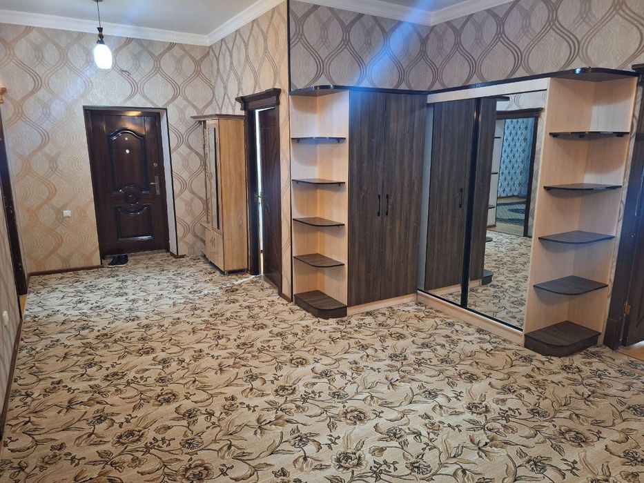 Talaba va oilaga 2xonali sharoiti yahshi kvartira