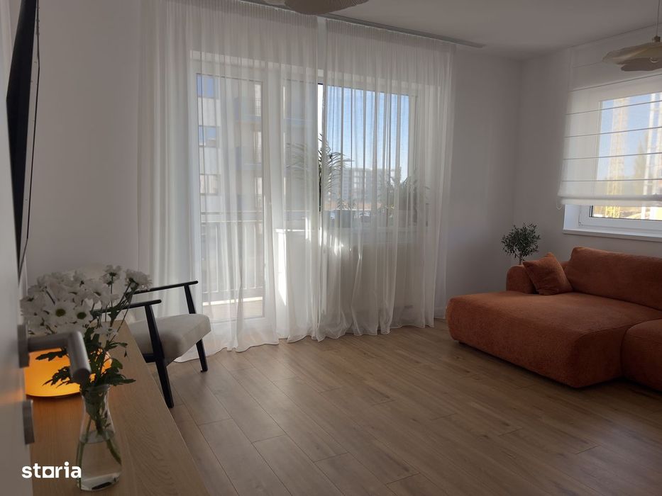 Proprietar – 3 Camere Etaj 1, 2 Băi, Terasă, Parcare la Geam & Boxă