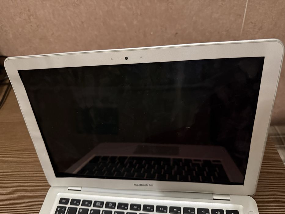 Macbook Air модель A1304 на запчасти