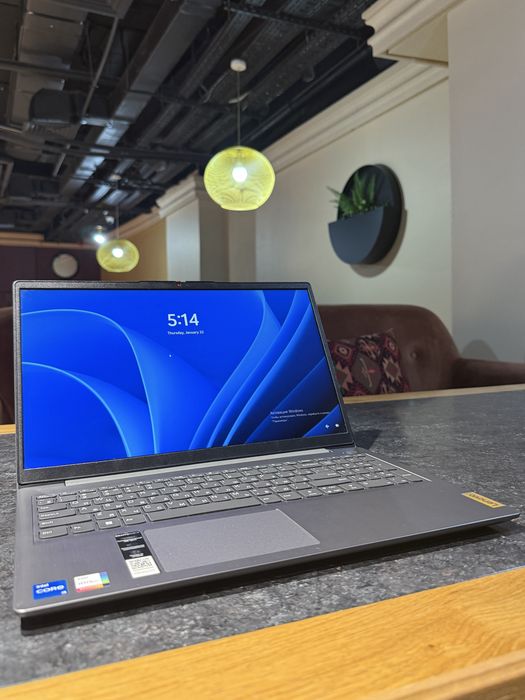 СРОЧНО! Ноутбук в идеальном состоянии Lenovo IdeaPad3