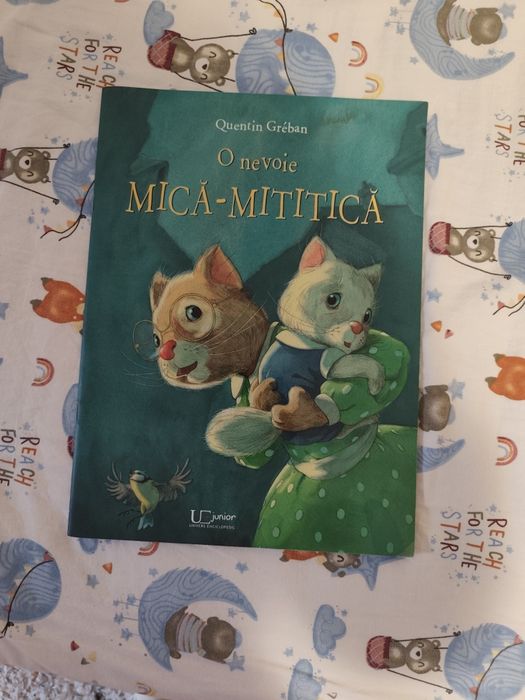 Vând cărți pentru copii