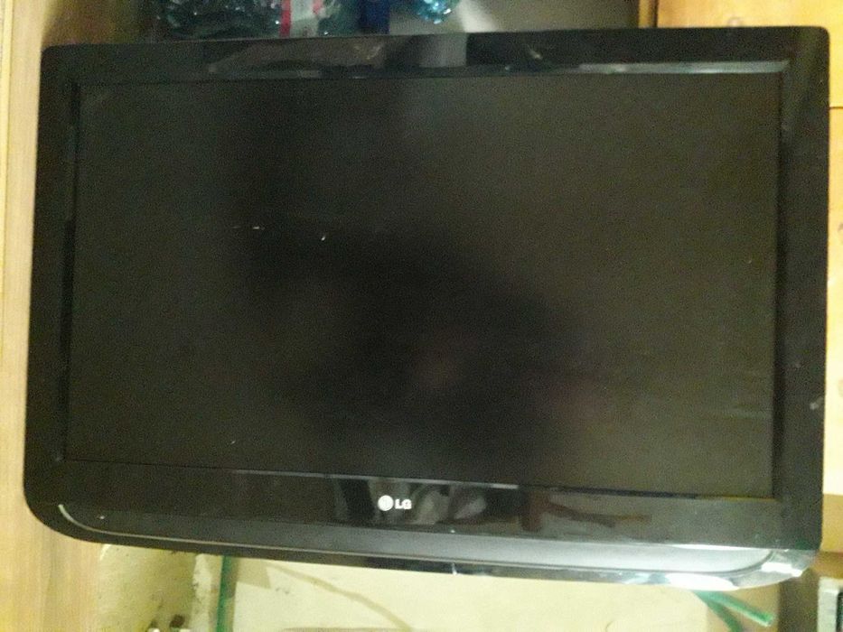 Телевизор за части LG 37LT78-ZA 2008г.