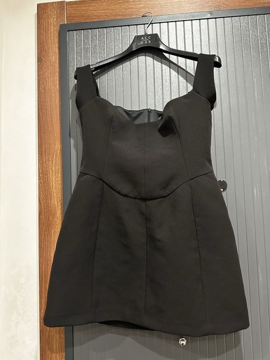 Официална рокля на Zara