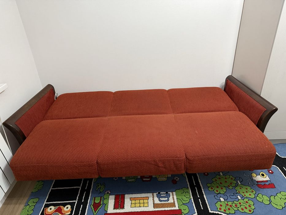 Продам диван +2 кресла