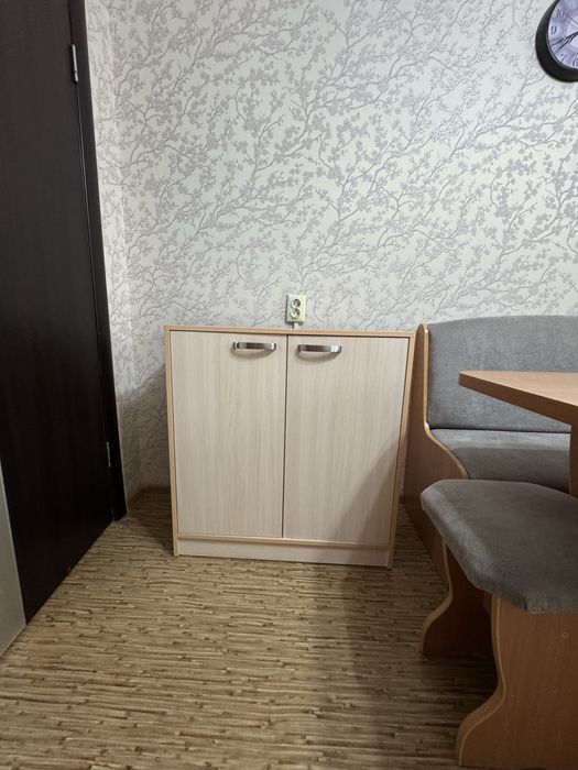 Продам шкаф недорого