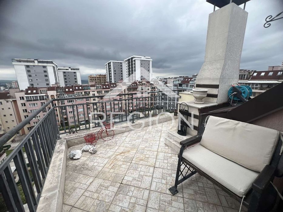 Продава се Тристаен апартамент в Варна, Възраждане 1 - 115 кв.м за 2609 €/кв.м - Снимка #10