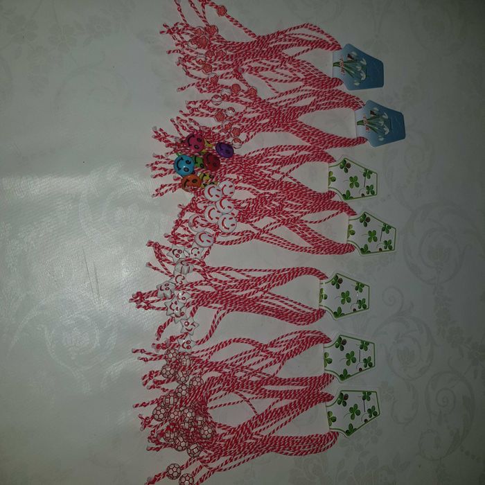 Мартеници снопче по 10 или 5 броя