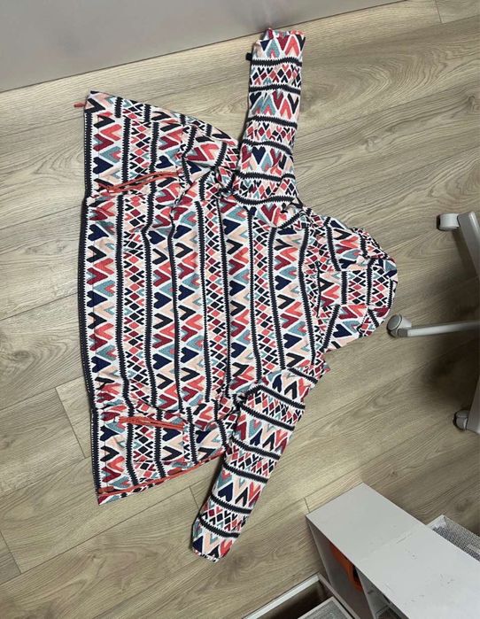 Яке за ски/ сноуборд Rip Curl 10 K; 14 години или XS