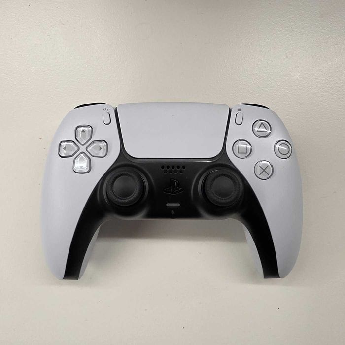 PS5 Slim Digital + контролер, гаранция до 01.2027