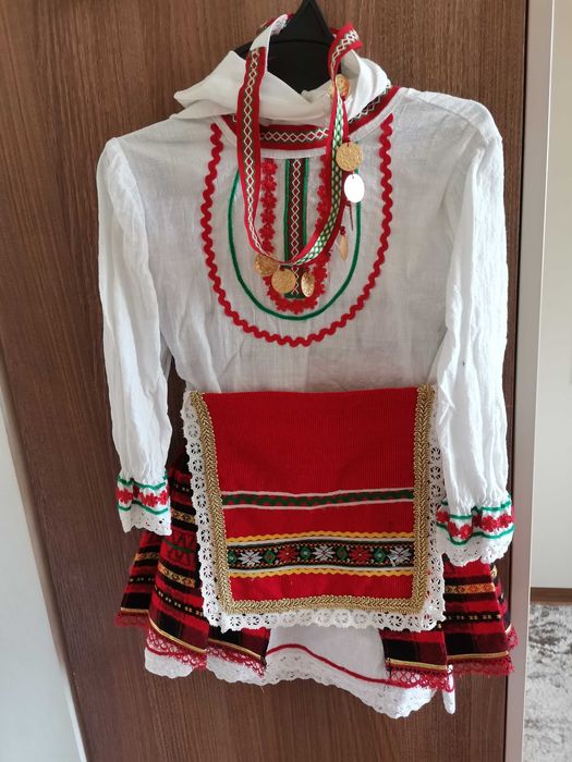 Детска народна носия