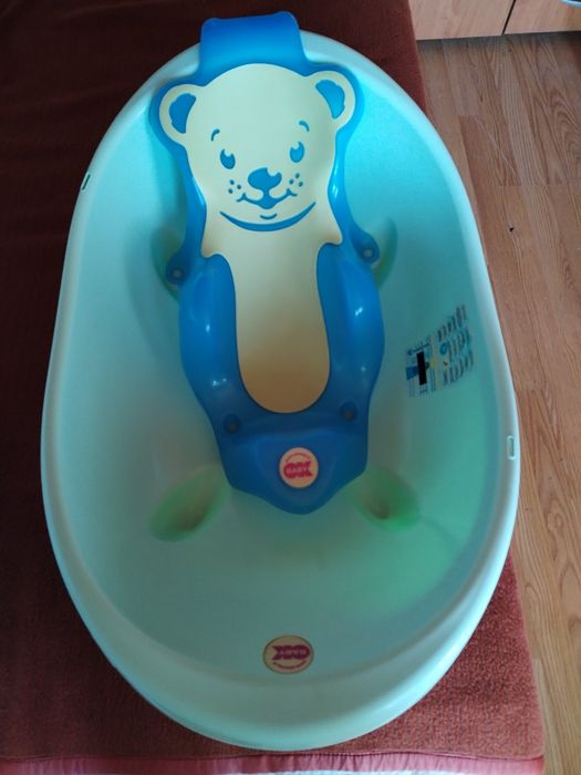 Бебешка ваничка с подложка за къпане